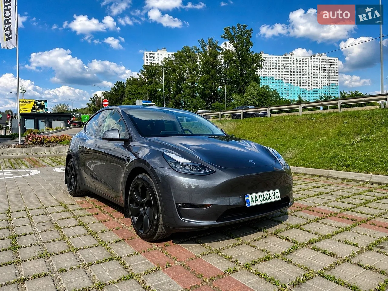 2023 Tesla Model Y - мініатюра 24