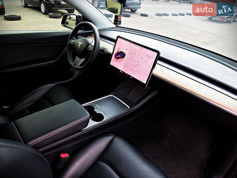 Внедорожник / Кроссовер Tesla Model Y 2022 в Черкассах
