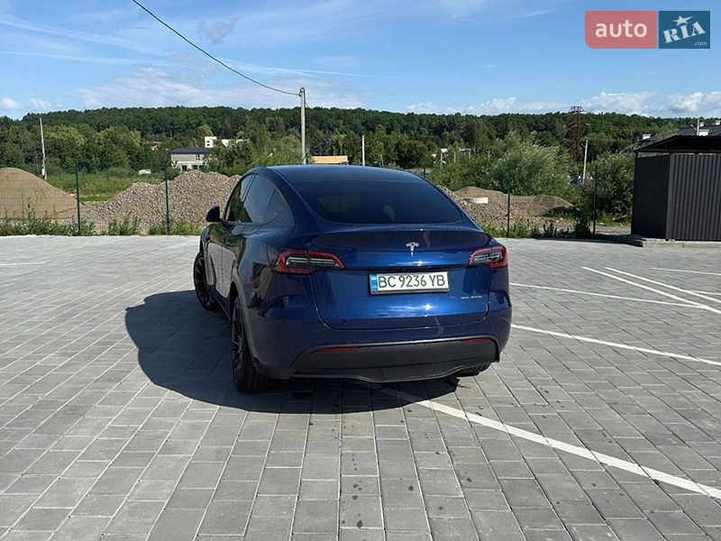 Позашляховик / Кросовер Tesla Model Y 2022 в Трускавці