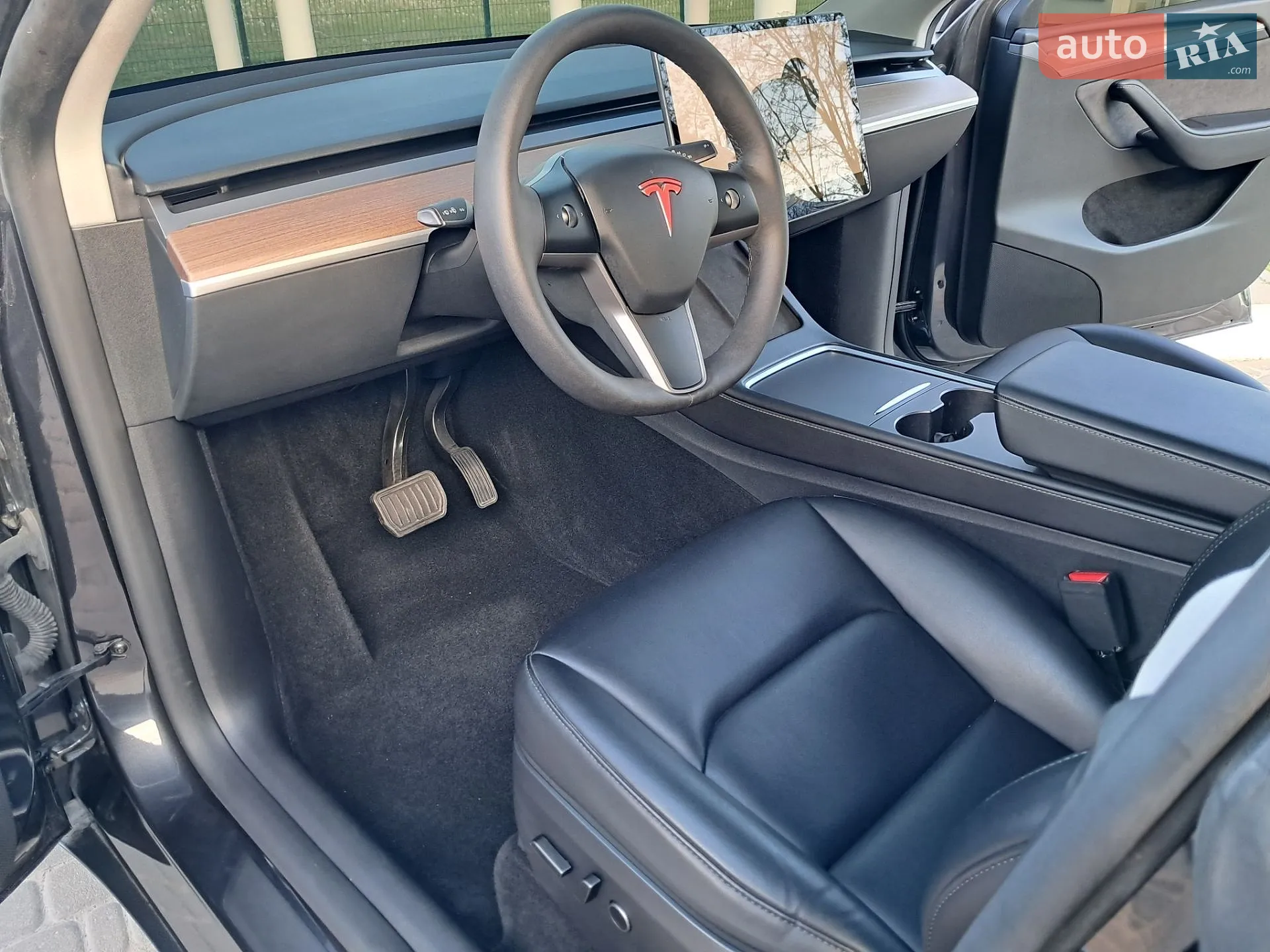 2024 Tesla Model Y - мініатюра 27