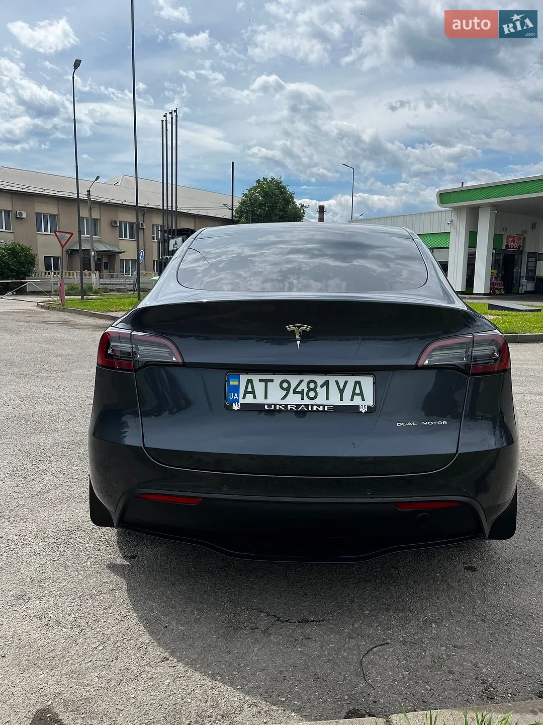 2021 Tesla Model Y - мініатюра 9