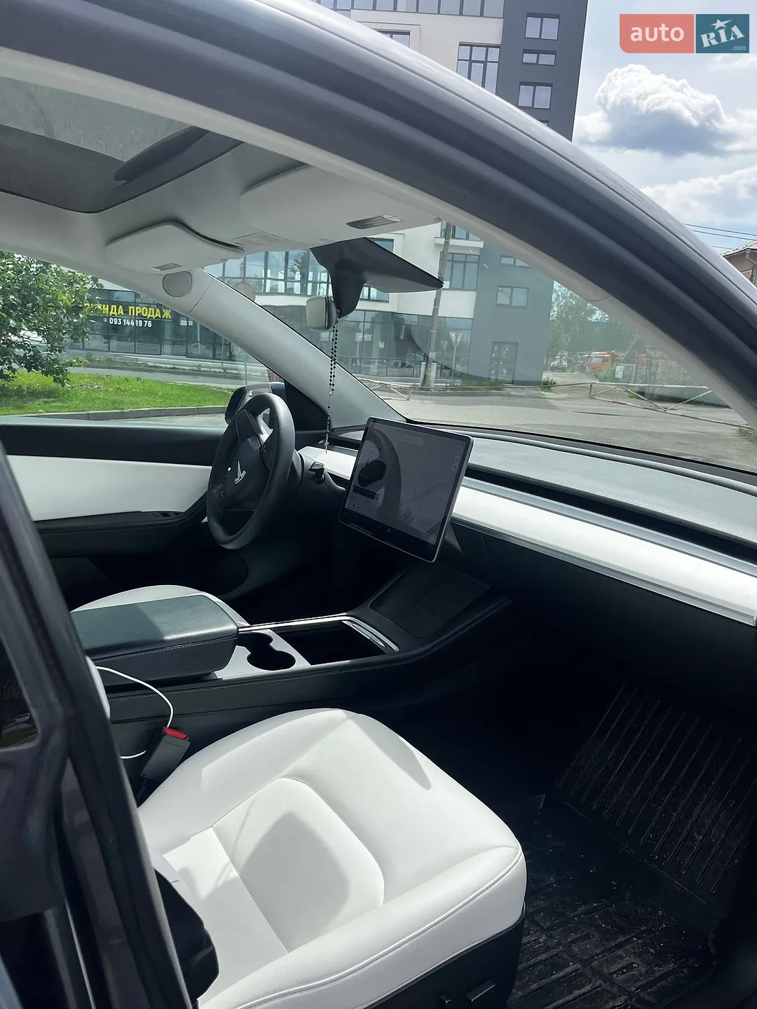 2021 Tesla Model Y - мініатюра 10
