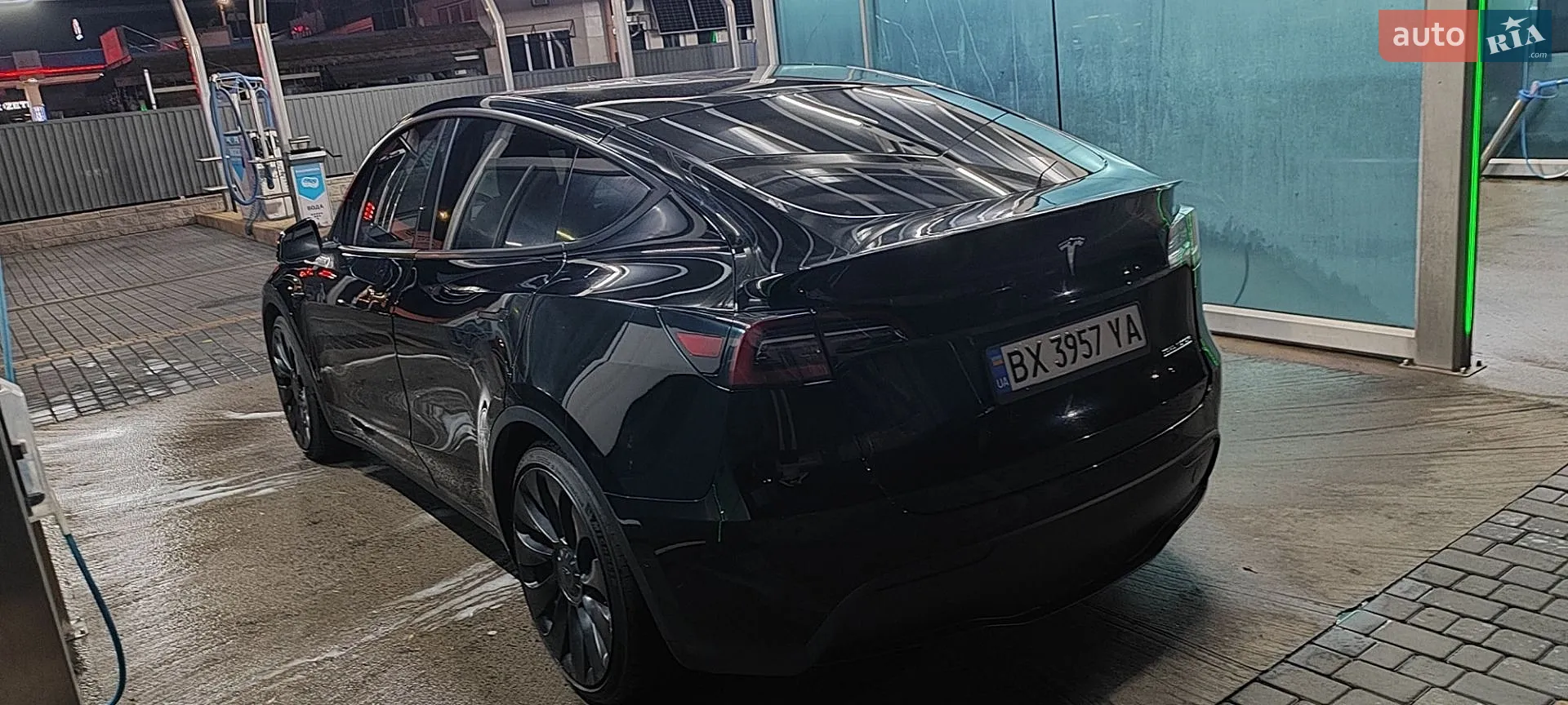 2021 Tesla Model Y - мініатюра 3