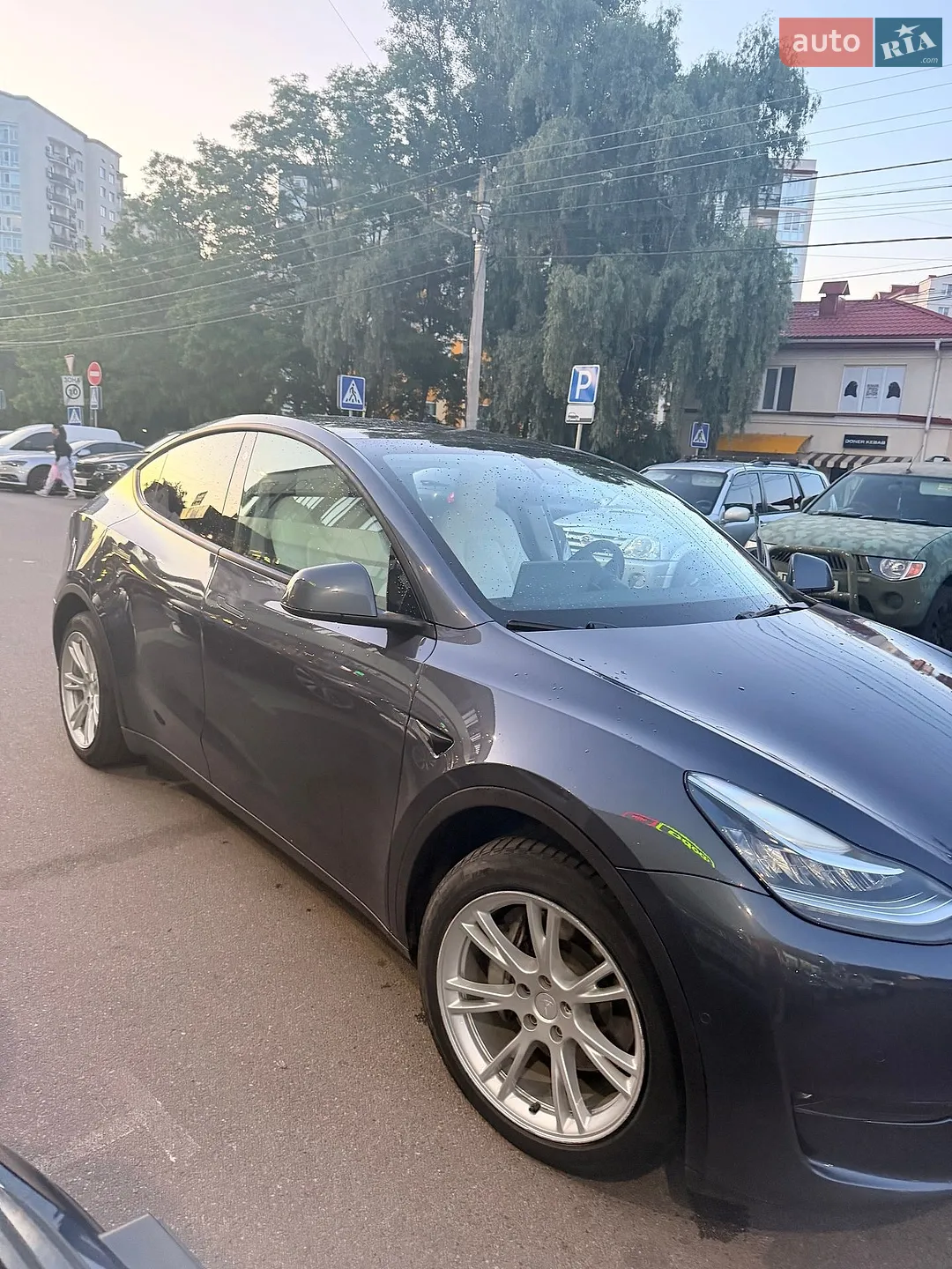 2022 Tesla Model Y - мініатюра 2