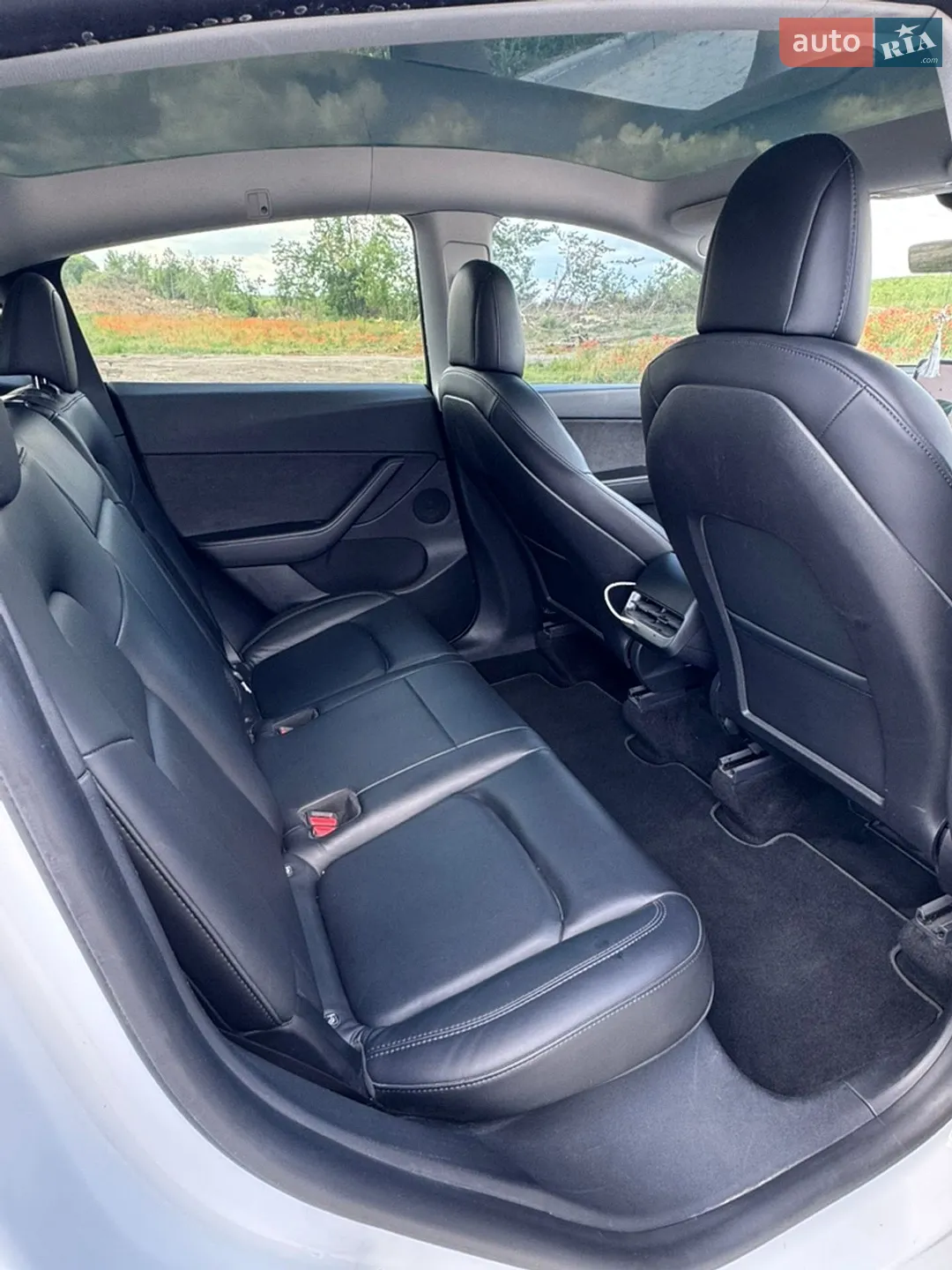 2021 Tesla Model Y - мініатюра 11