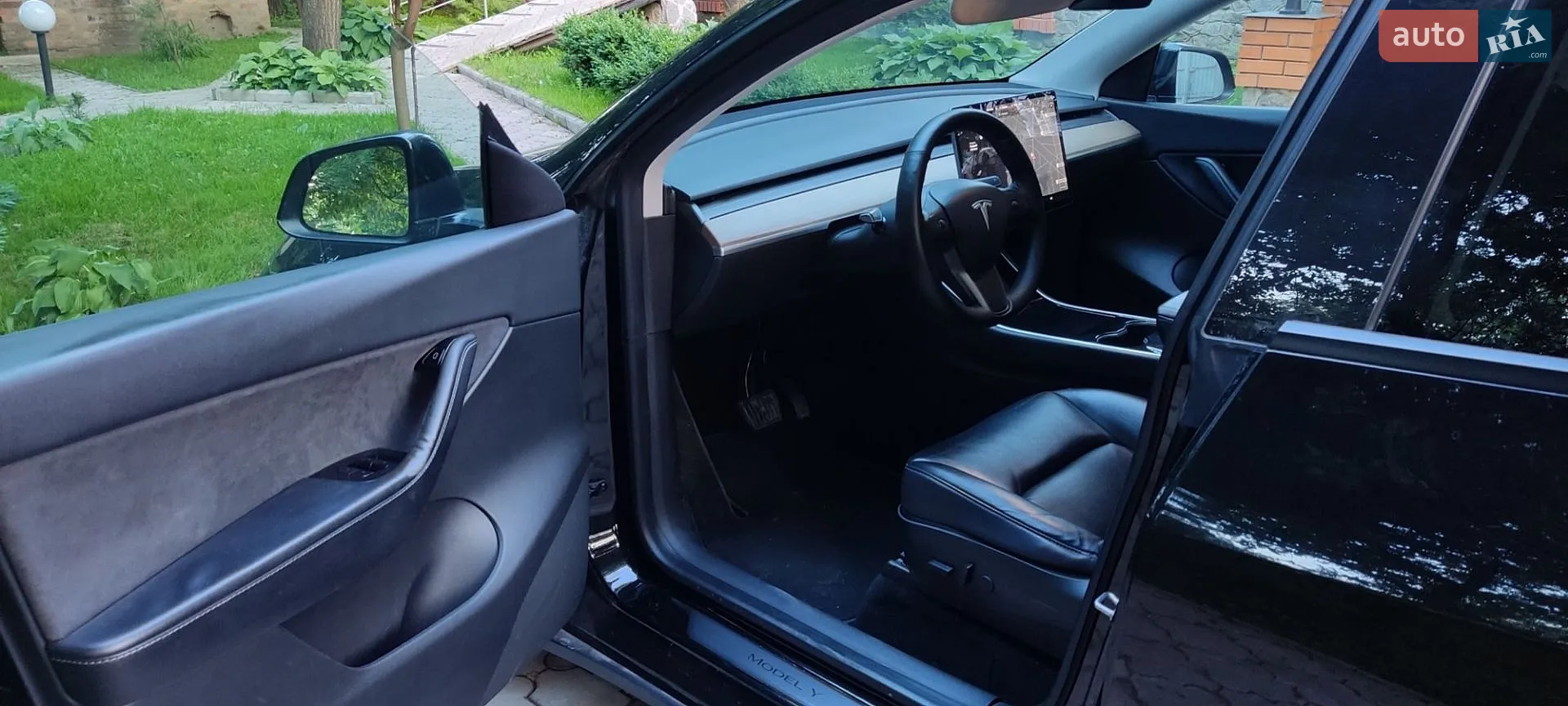 2020 Tesla Model Y - мініатюра 21