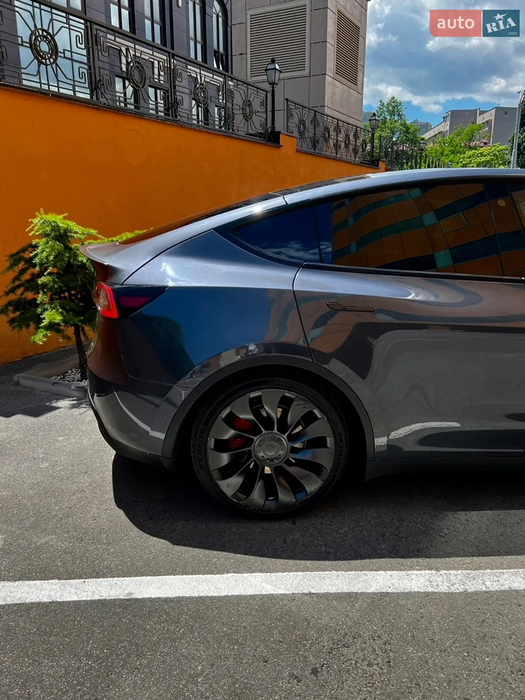 2022 Tesla Model Y - мініатюра 18