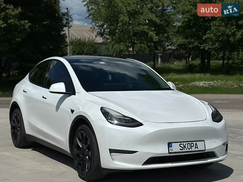Tesla Model Y 2020