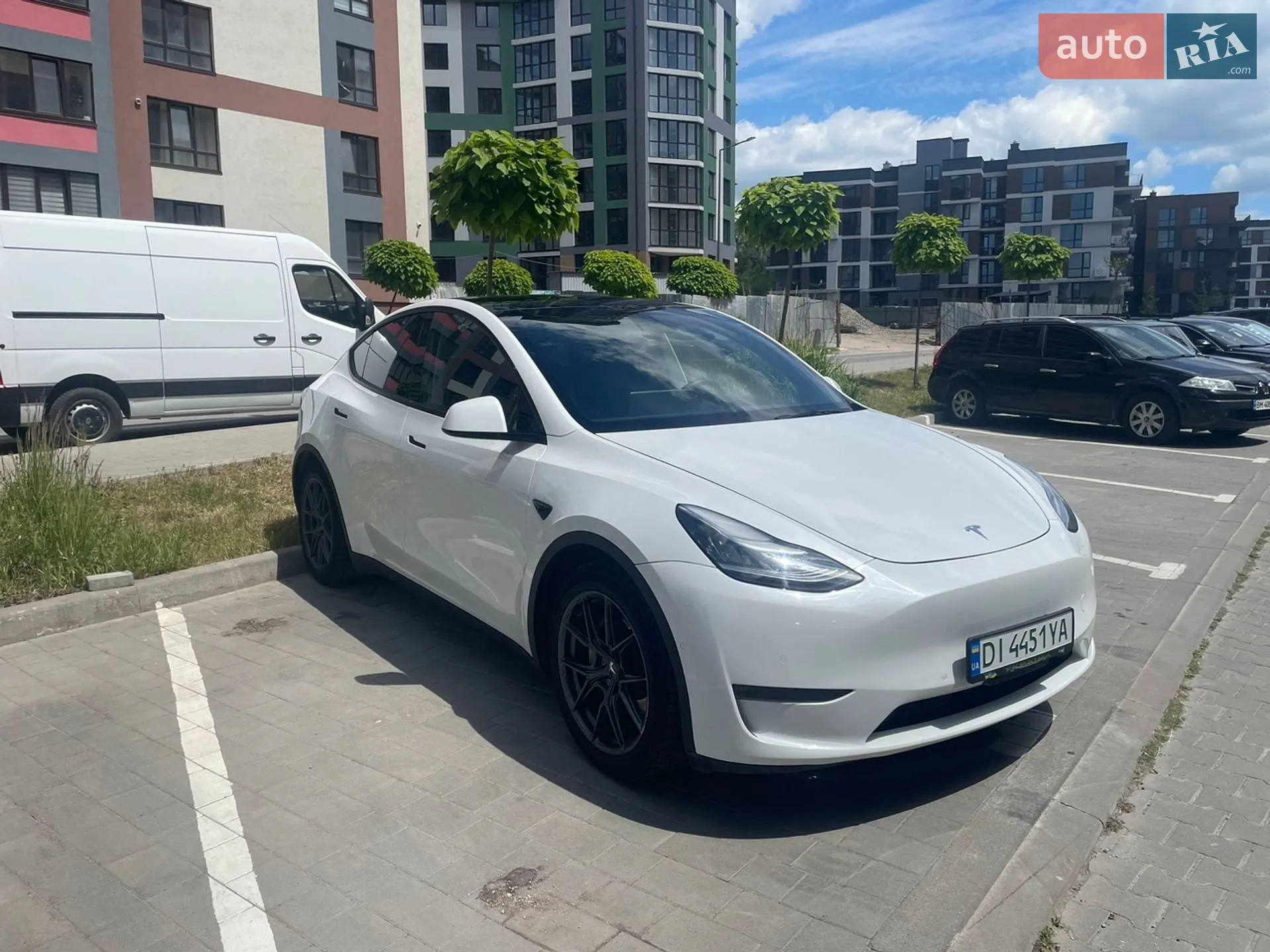 2021 Tesla Model Y - мініатюра 3