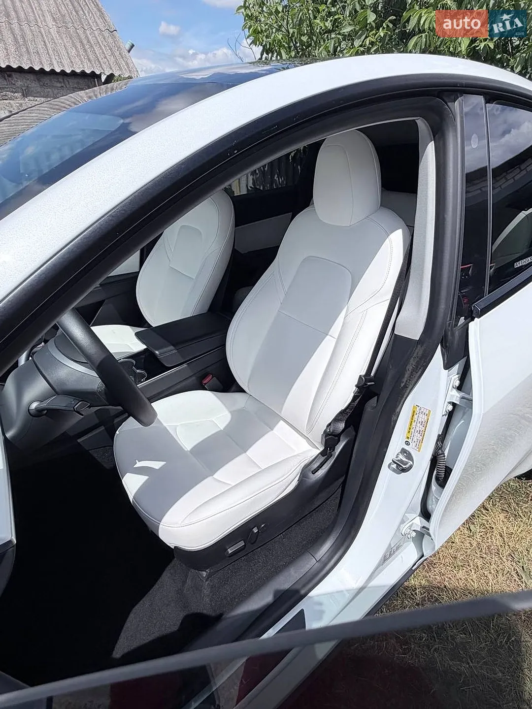 2020 Tesla Model Y - мініатюра 17