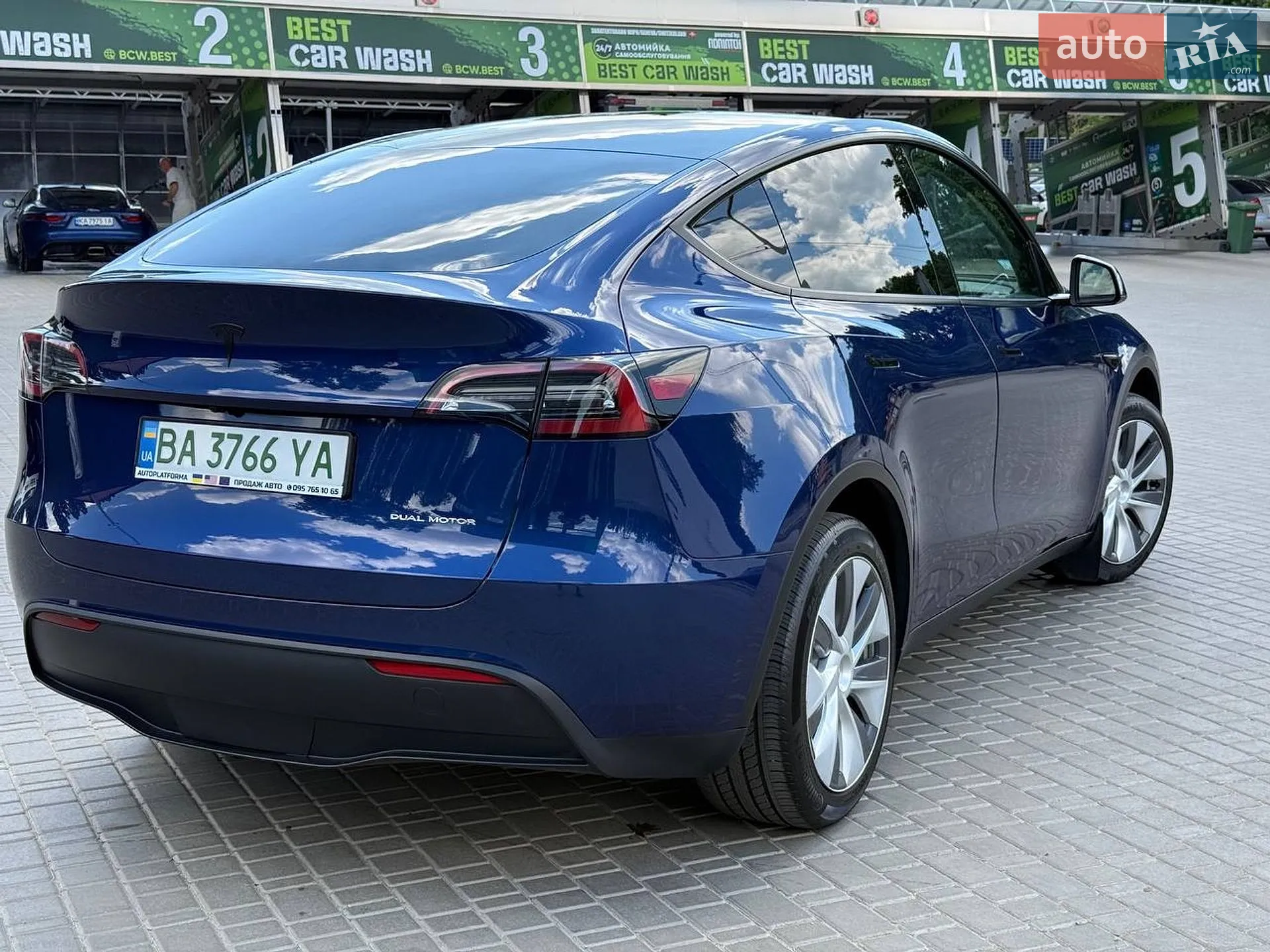 2023 Tesla Model Y - мініатюра 35