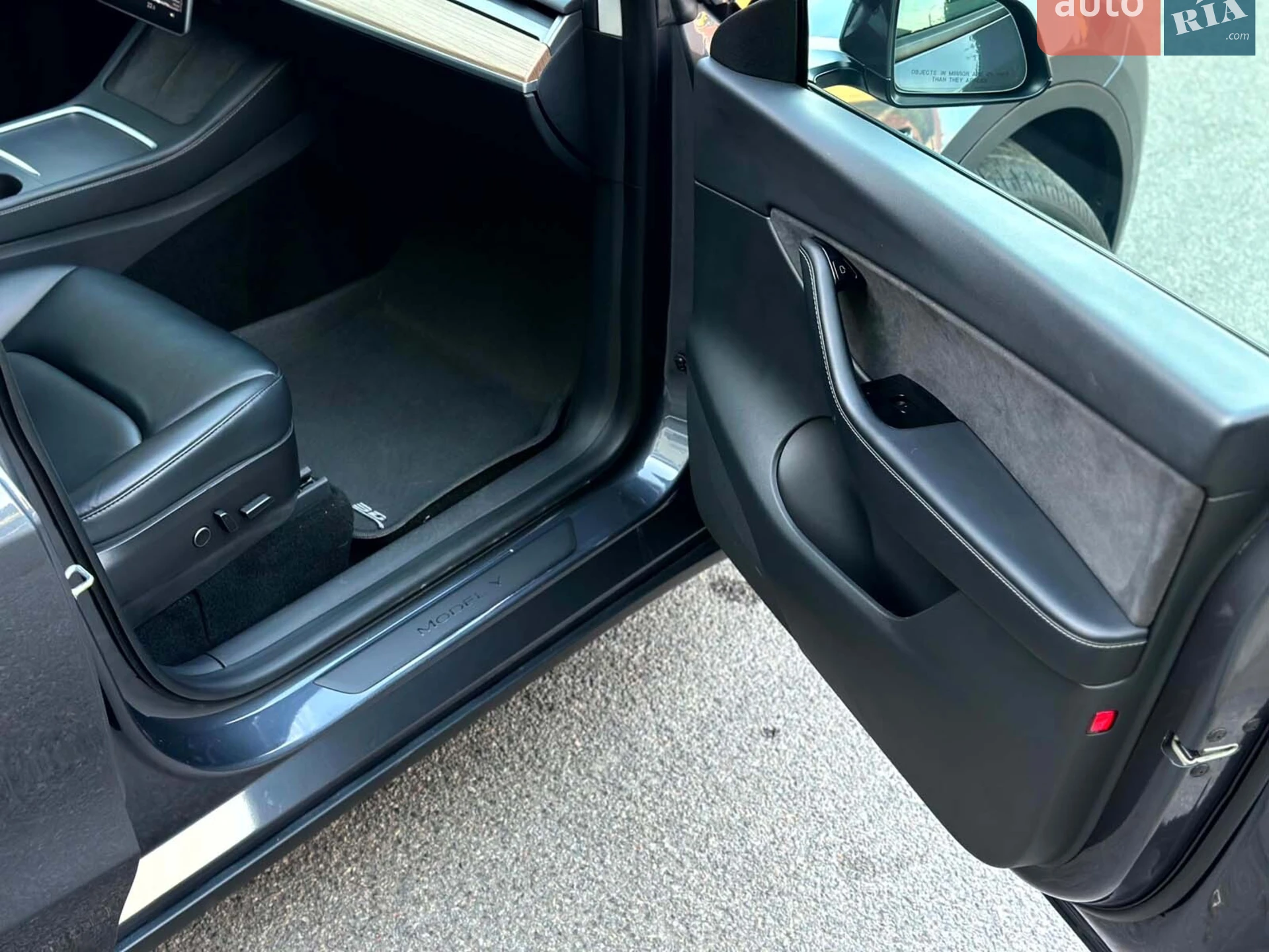 2020 Tesla Model Y - мініатюра 32