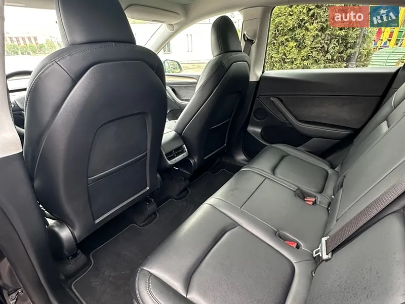 Tesla Model Y 2024 VIN 7SAYGAEE0RF023725 фото оголошення 15 з 81