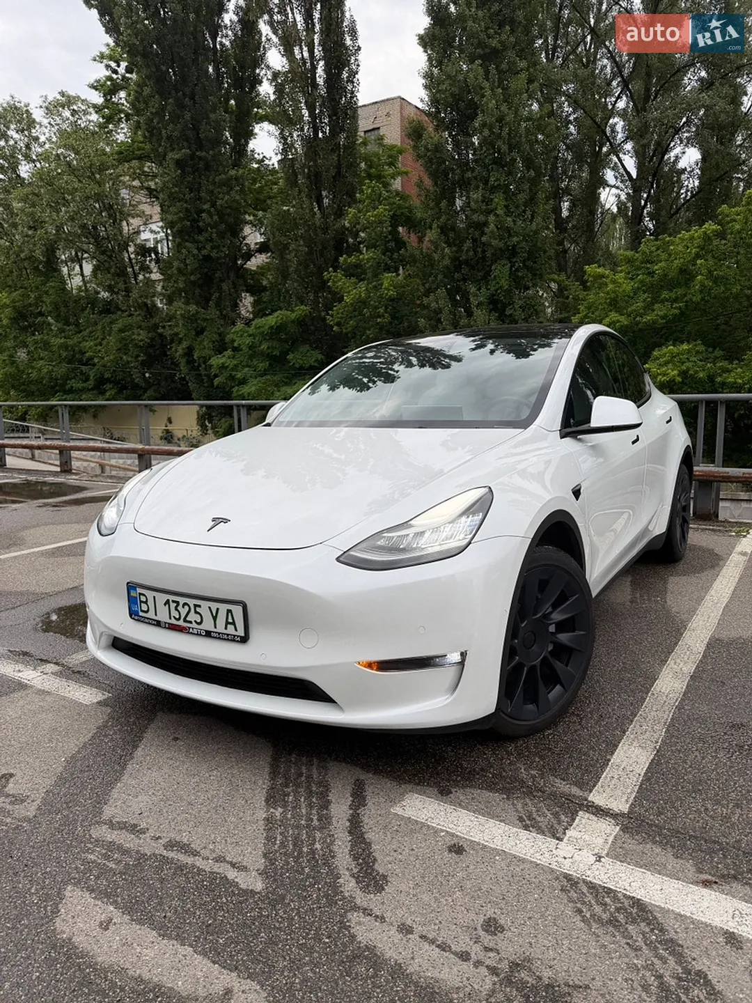 2022 Tesla Model Y - мініатюра 2