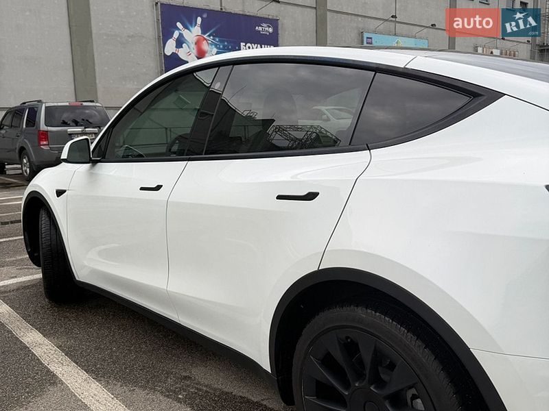 Внедорожник / Кроссовер Tesla Model Y 2022 в Киеве фото 14 Внедорожник / Кроссовер Tesla Model Y 2022 в Киеве