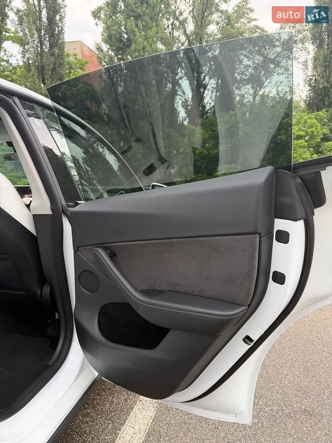 2022 Tesla Model Y - мініатюра 30