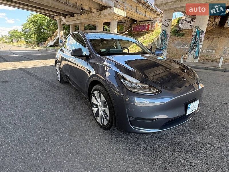 Внедорожник / Кроссовер Tesla Model Y 2020 в Одессе
