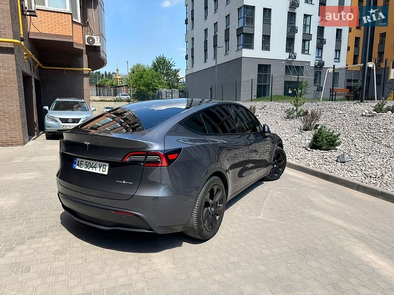 Внедорожник / Кроссовер Tesla Model Y 2021 в Днепре