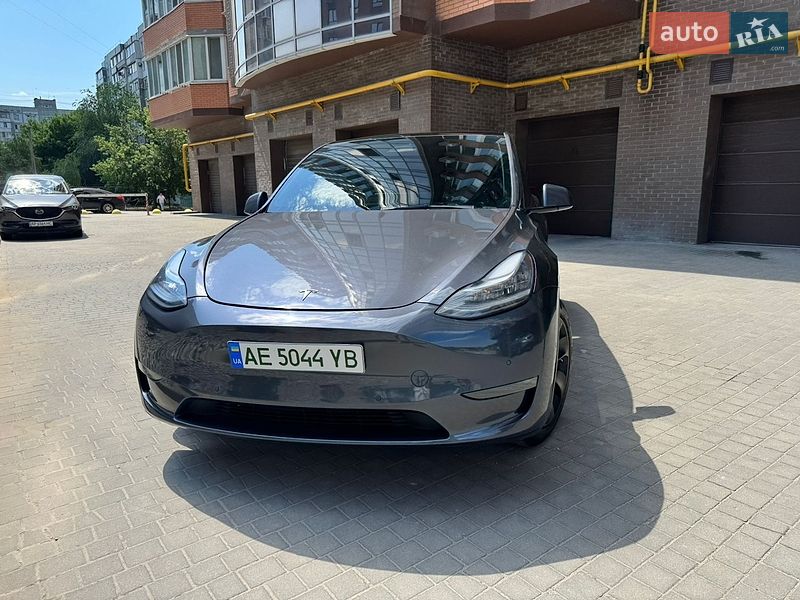 Внедорожник / Кроссовер Tesla Model Y 2021 в Днепре