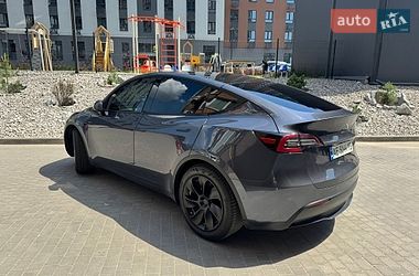 Внедорожник / Кроссовер Tesla Model Y 2021 в Днепре