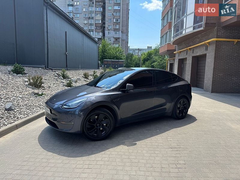 Внедорожник / Кроссовер Tesla Model Y 2021 в Днепре
