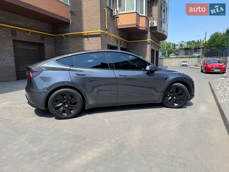 Внедорожник / Кроссовер Tesla Model Y 2021 в Днепре