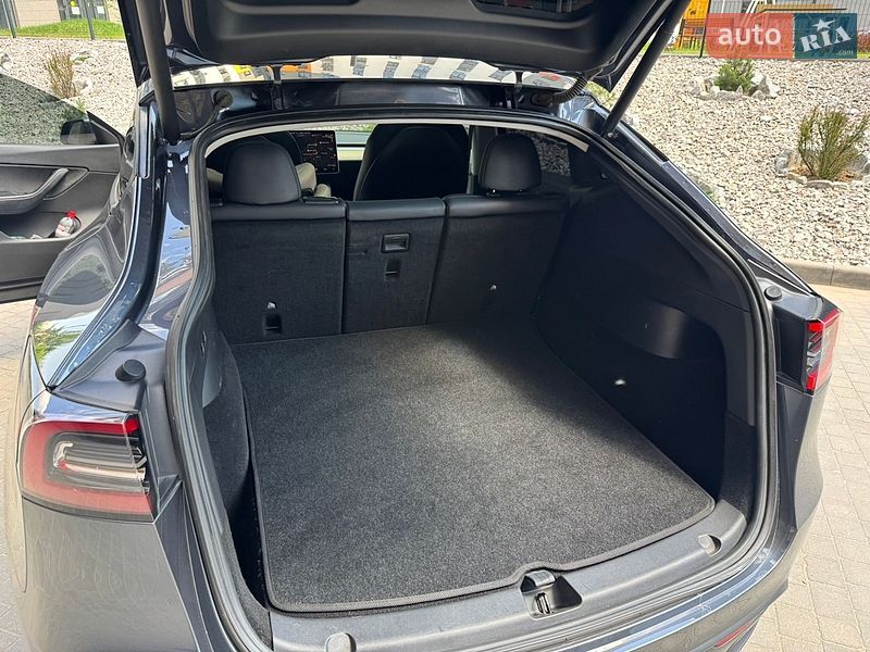 Внедорожник / Кроссовер Tesla Model Y 2021 в Днепре