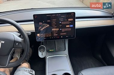 Внедорожник / Кроссовер Tesla Model Y 2021 в Днепре