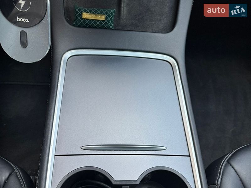 Внедорожник / Кроссовер Tesla Model Y 2021 в Днепре