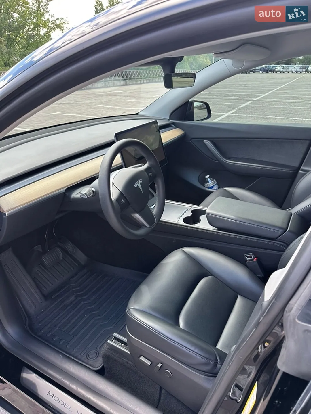 2022 Tesla Model Y - мініатюра 8