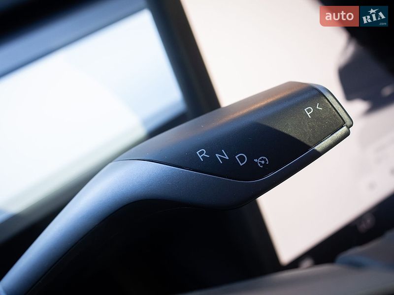 Позашляховик / Кросовер Tesla Model Y 2022 в Києві