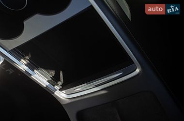 Позашляховик / Кросовер Tesla Model Y 2022 в Києві