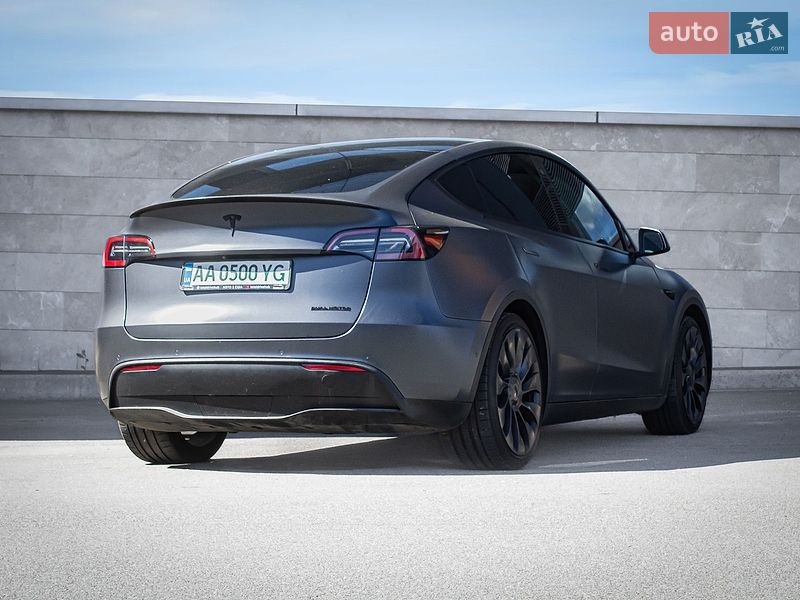 Позашляховик / Кросовер Tesla Model Y 2022 в Києві