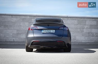 Позашляховик / Кросовер Tesla Model Y 2022 в Києві