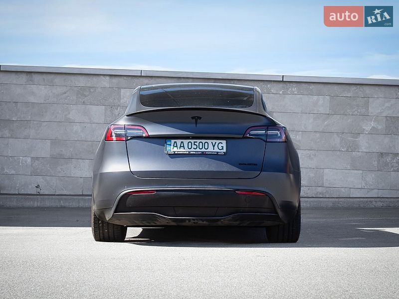 Позашляховик / Кросовер Tesla Model Y 2022 в Києві
