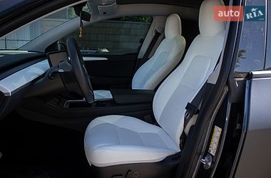 Позашляховик / Кросовер Tesla Model Y 2022 в Києві