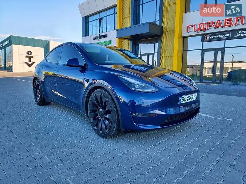 Tesla Model Y