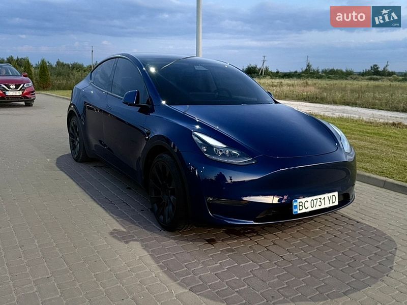 Tesla Model Y 2020
