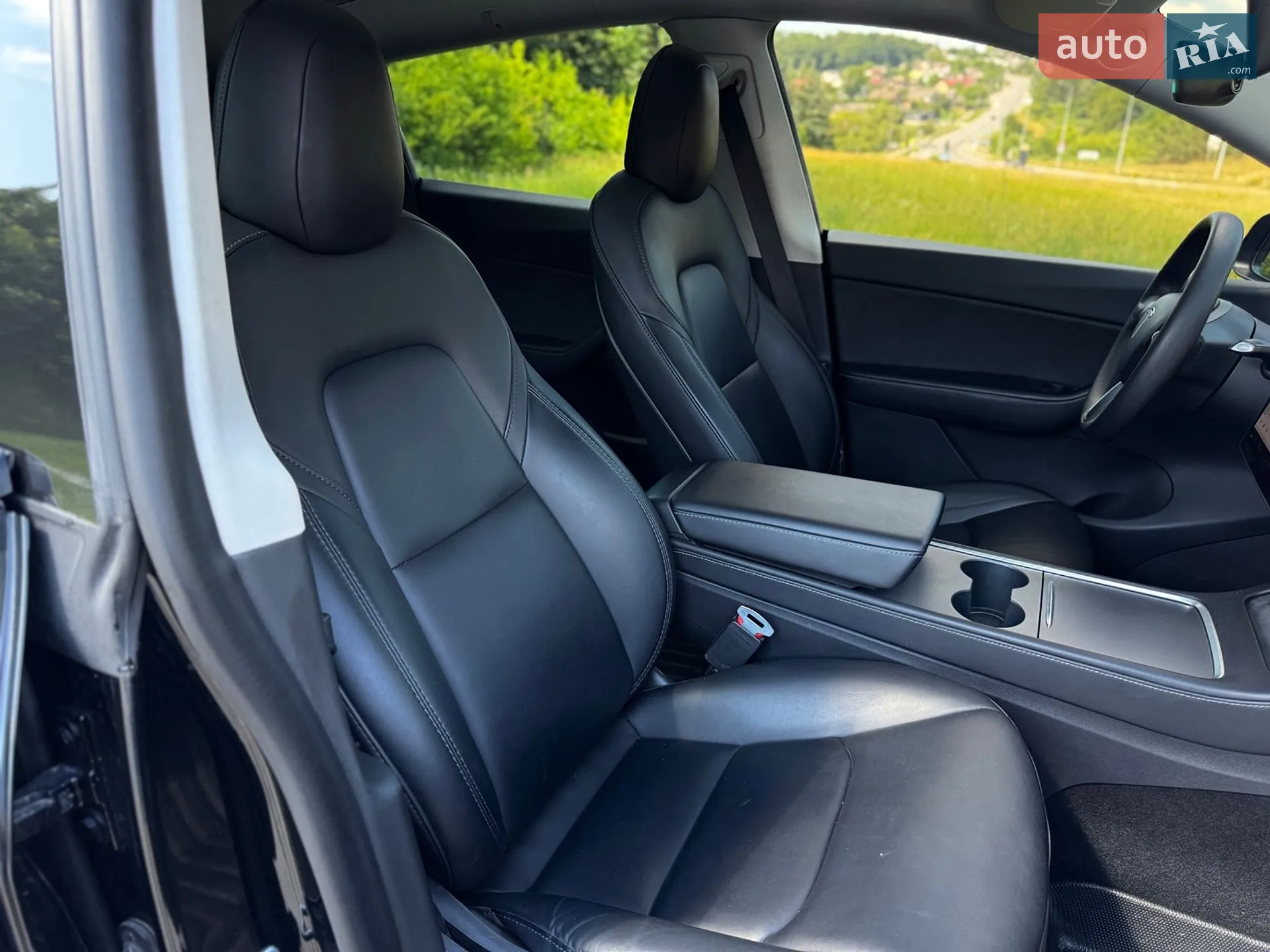 2021 Tesla Model Y - мініатюра 14