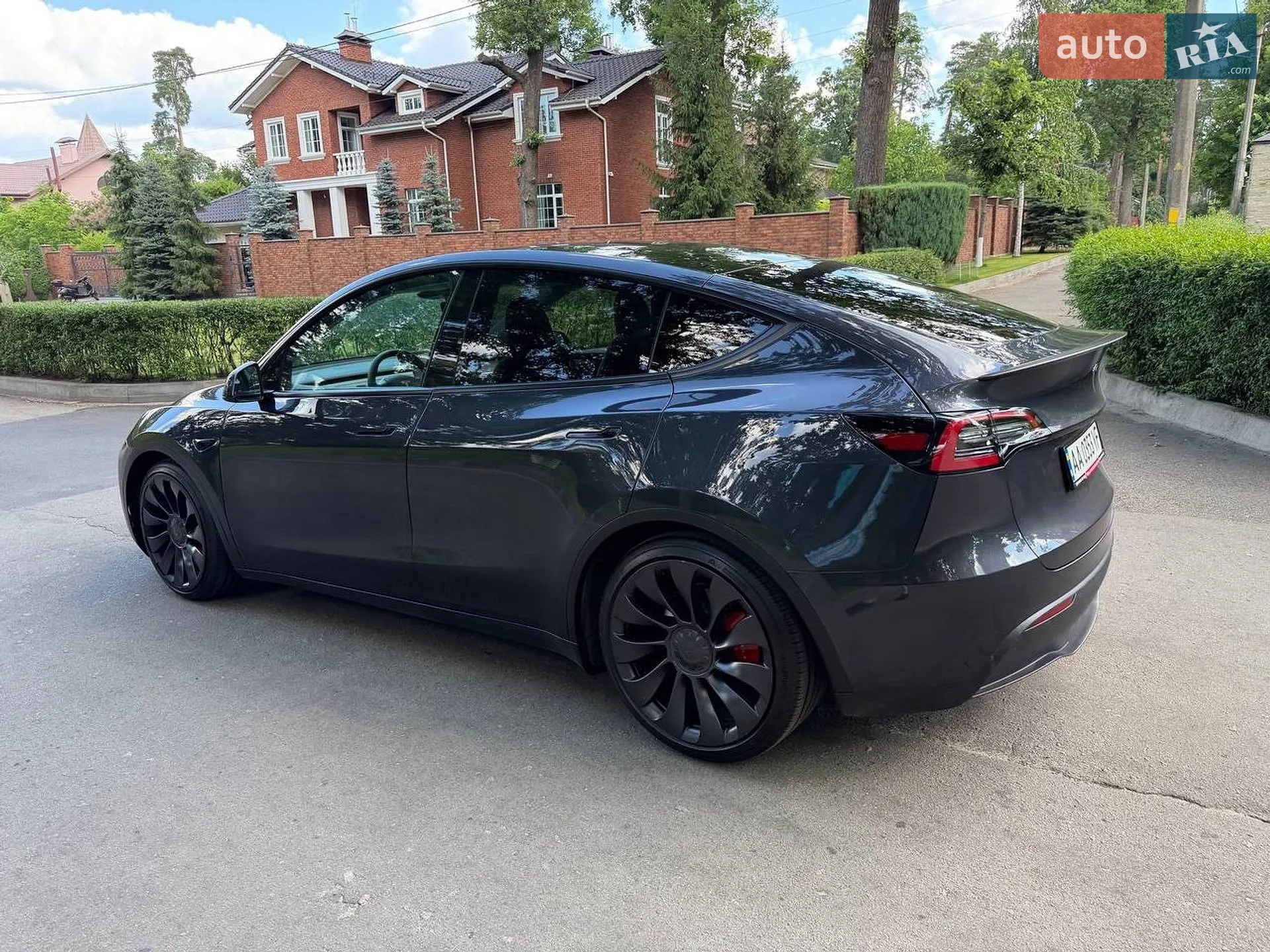 Tesla Model Y 2024 VIN 7SAYGDEF6RA291217 фото оголошення 16 з 61