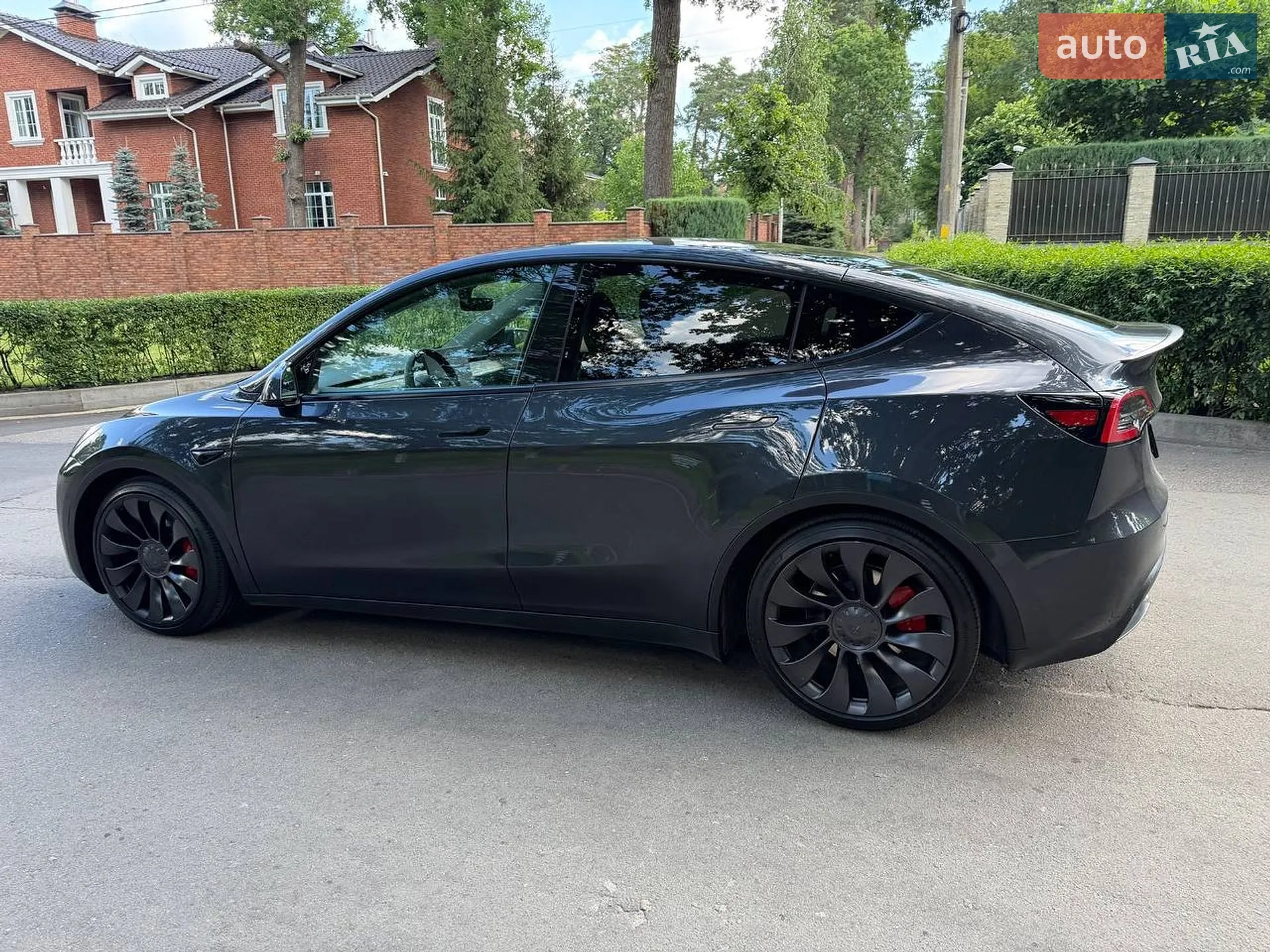 Tesla Model Y 2024 VIN 7SAYGDEF6RA291217 фото оголошення 18 з 61