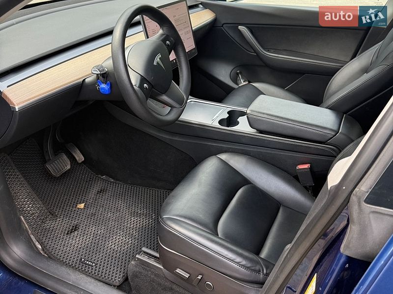 Позашляховик / Кросовер Tesla Model Y 2022 в Вінниці фото 6 Позашляховик / Кросовер Tesla Model Y 2022 в Вінниці