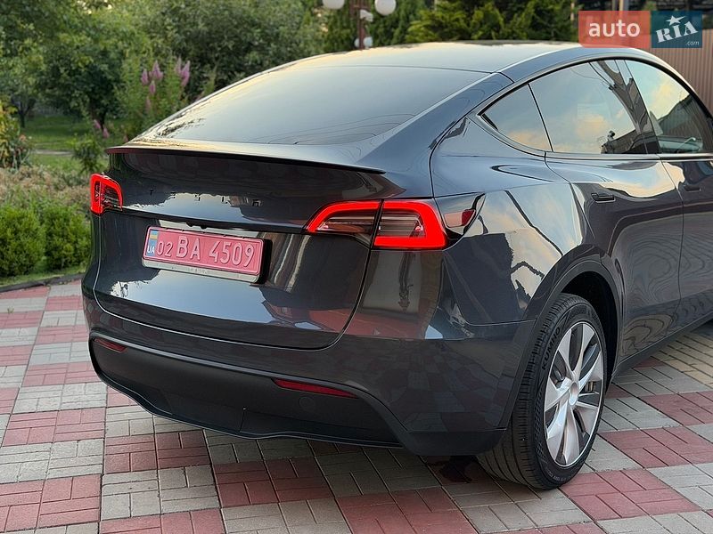 Позашляховик / Кросовер Tesla Model Y 2023 в Вінниці
