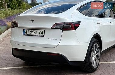 Внедорожник / Кроссовер Tesla Model Y 2023 в Киеве