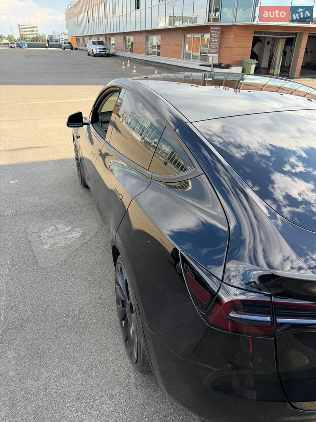 2023 Tesla Model Y - мініатюра 12
