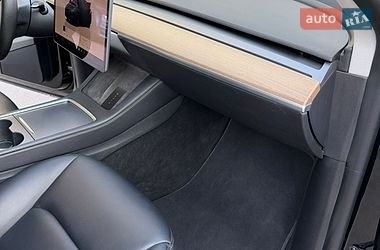 Внедорожник / Кроссовер Tesla Model Y 2022 в Хмельницком фото 54 Внедорожник / Кроссовер Tesla Model Y 2022 в Хмельницком
