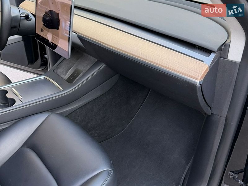 Внедорожник / Кроссовер Tesla Model Y 2022 в Хмельницком фото 54 Внедорожник / Кроссовер Tesla Model Y 2022 в Хмельницком