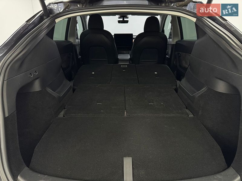 Внедорожник / Кроссовер Tesla Model Y 2021 в Одессе