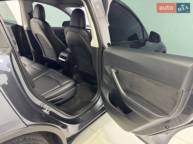 Внедорожник / Кроссовер Tesla Model Y 2021 в Одессе