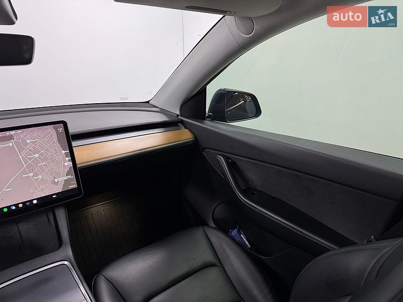 Внедорожник / Кроссовер Tesla Model Y 2021 в Одессе